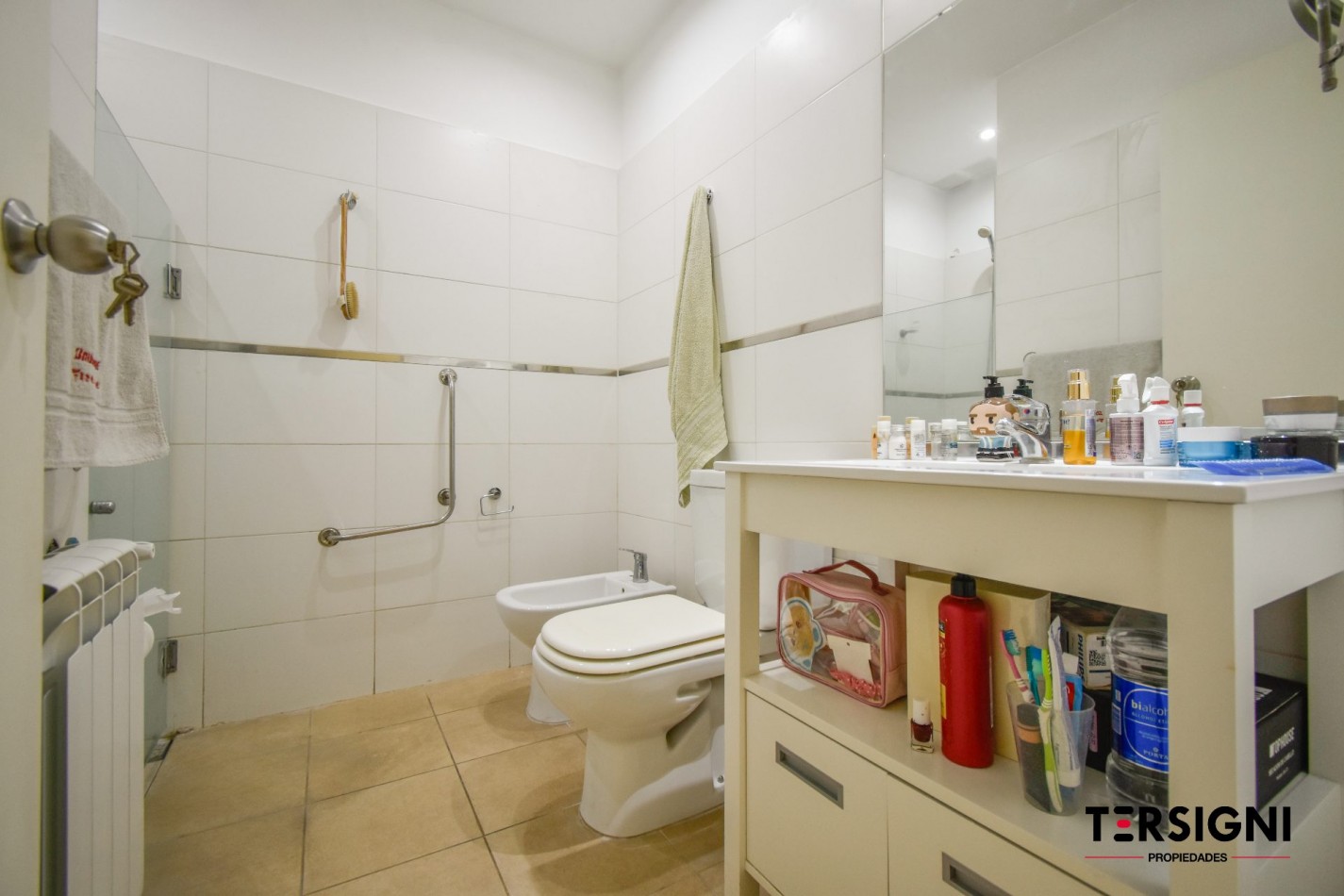 Moderna casa de 4 ambientes en Lomas de Zamora 