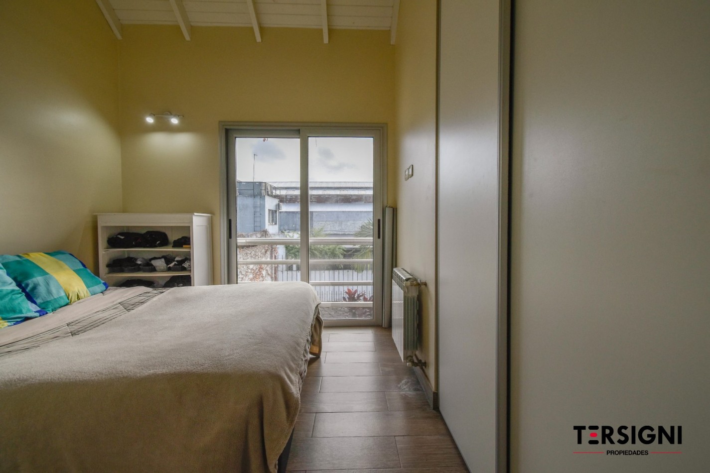 Moderna casa de 4 ambientes en Lomas de Zamora 
