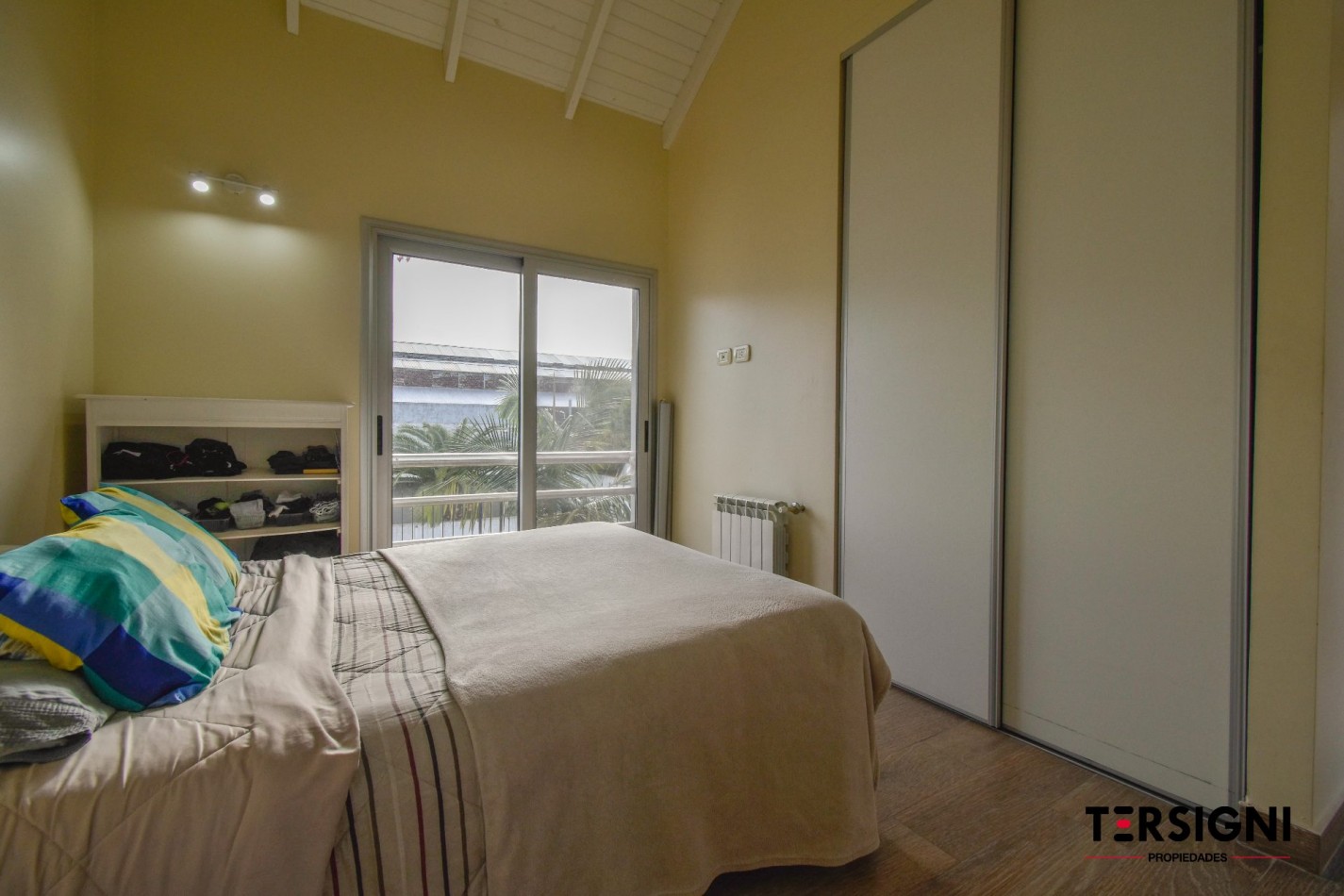 Moderna casa de 4 ambientes en Lomas de Zamora 