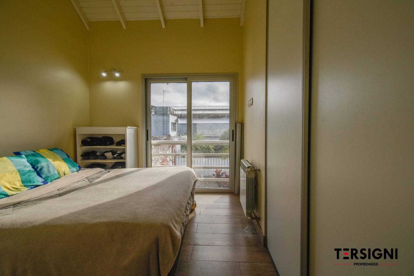 Moderna casa de 4 ambientes en Lomas de Zamora 