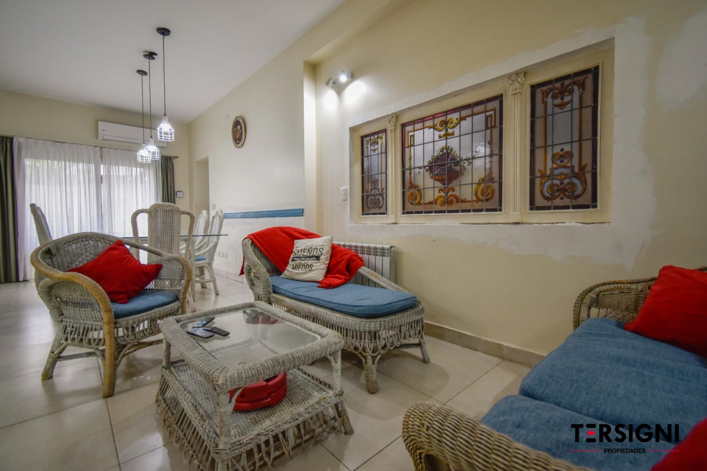 Moderna casa de 4 ambientes en Lomas de Zamora 