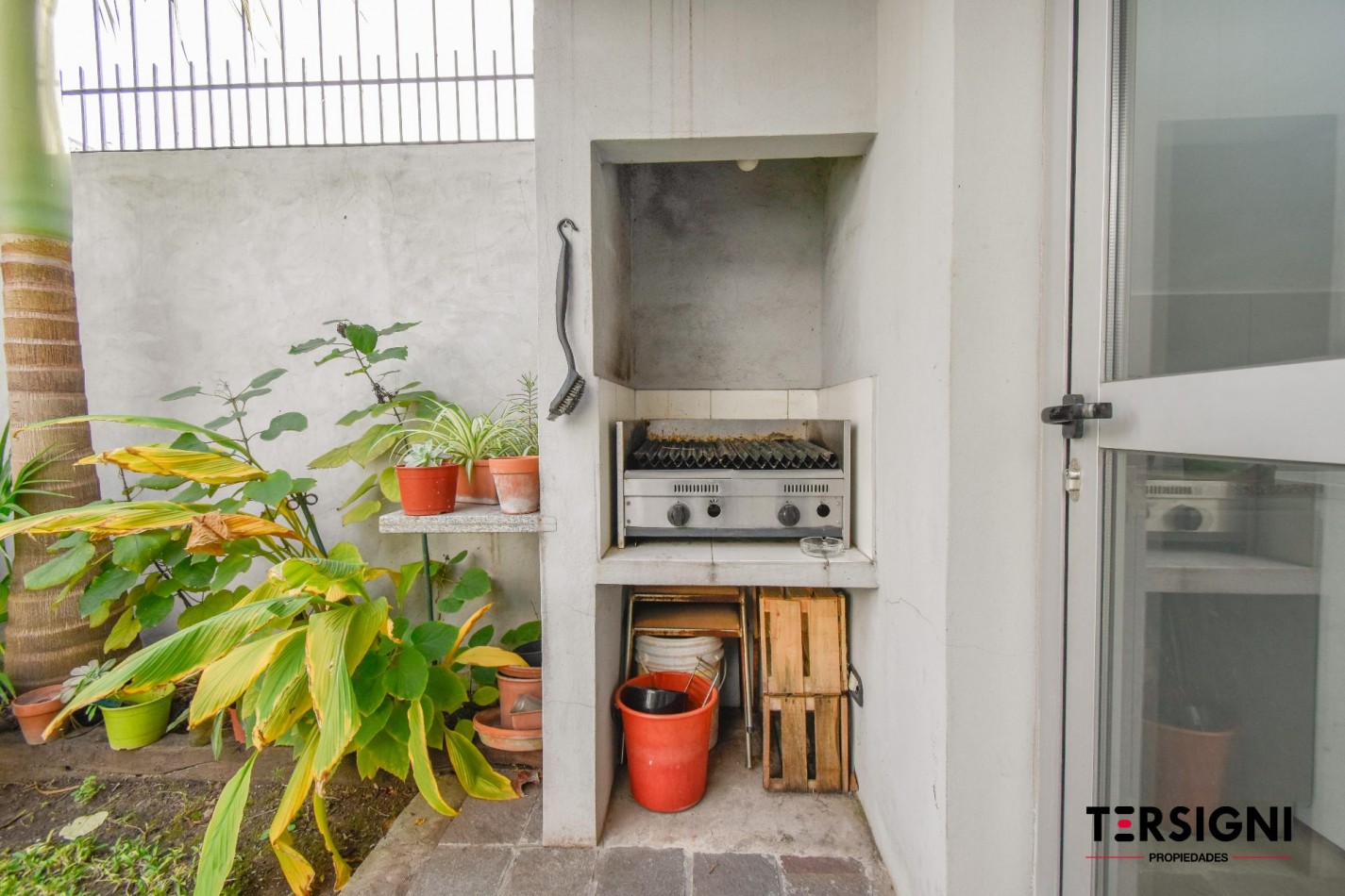 Moderna casa de 4 ambientes en Lomas de Zamora 