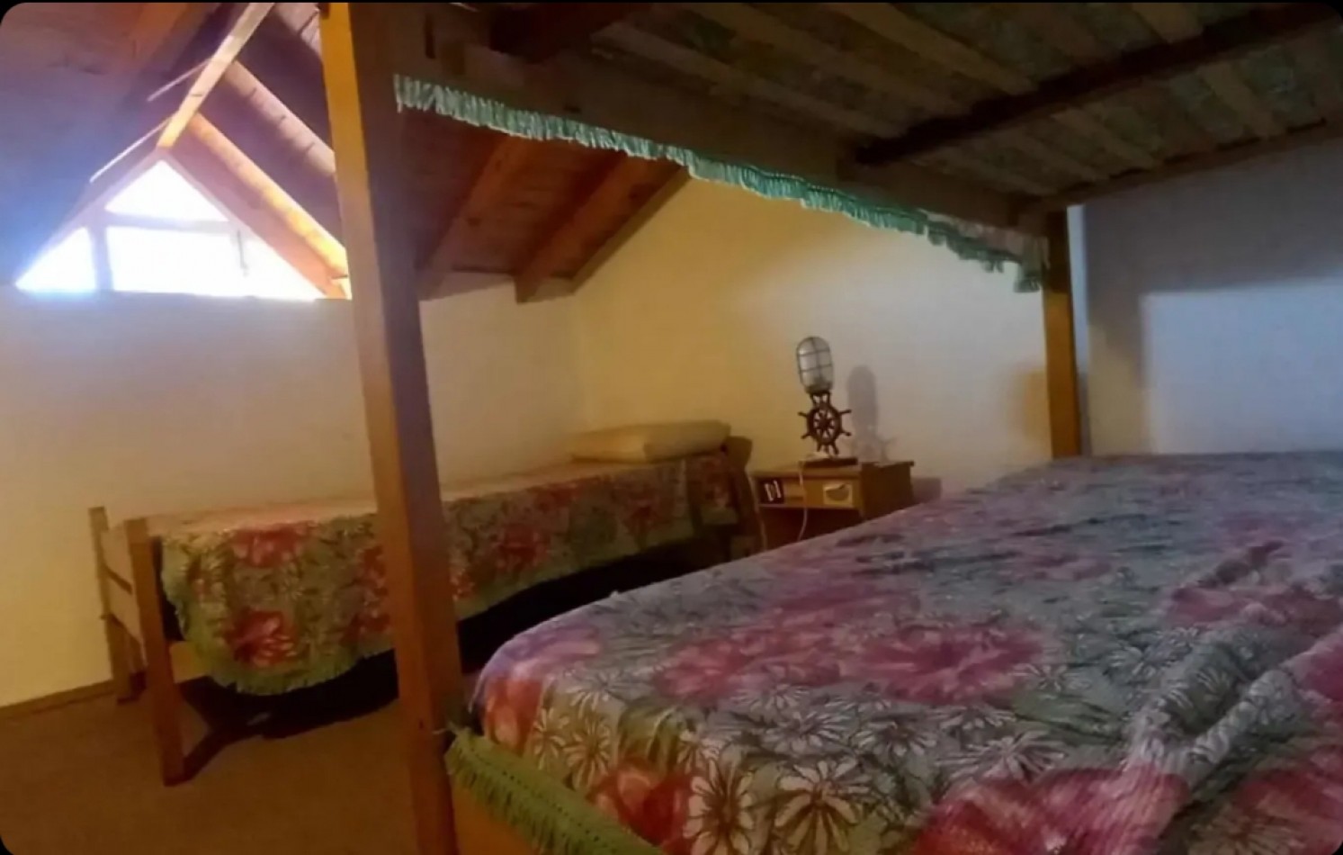 Santa Teresita - Impecable Duplex al frente con excelente capacidad a 100 metros del mar