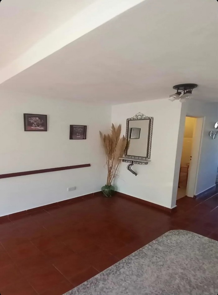 Santa Teresita - Impecable Duplex al frente con excelente capacidad a 100 metros del mar