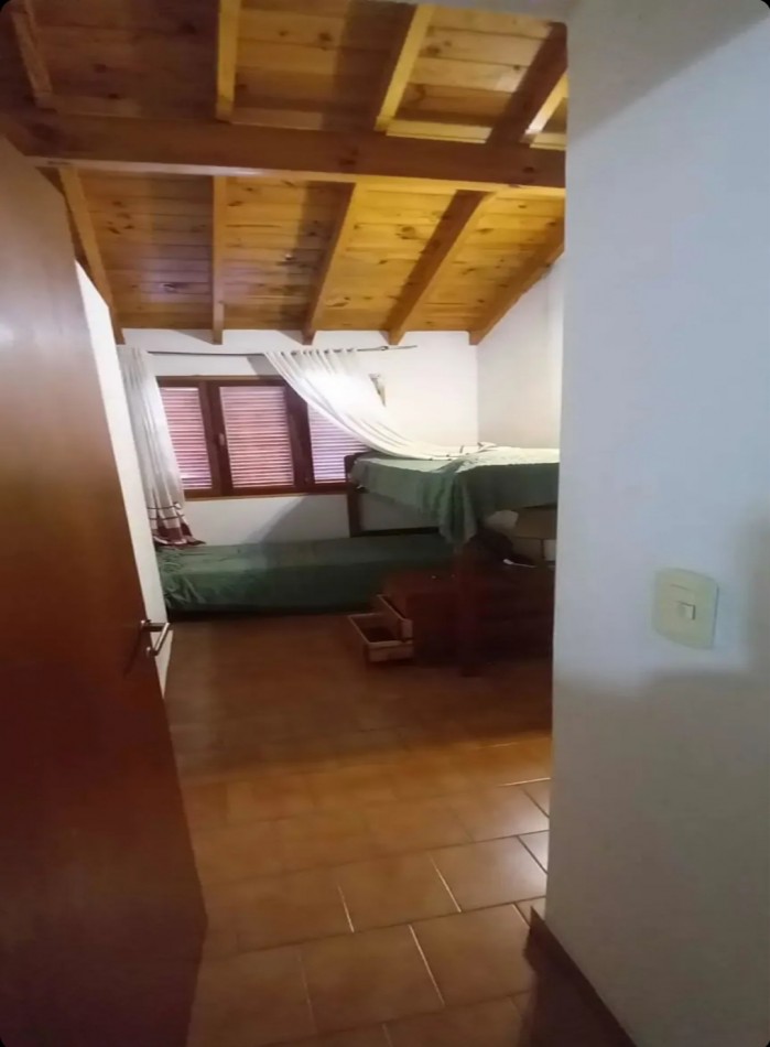 Santa Teresita - Impecable Duplex al frente con excelente capacidad a 100 metros del mar