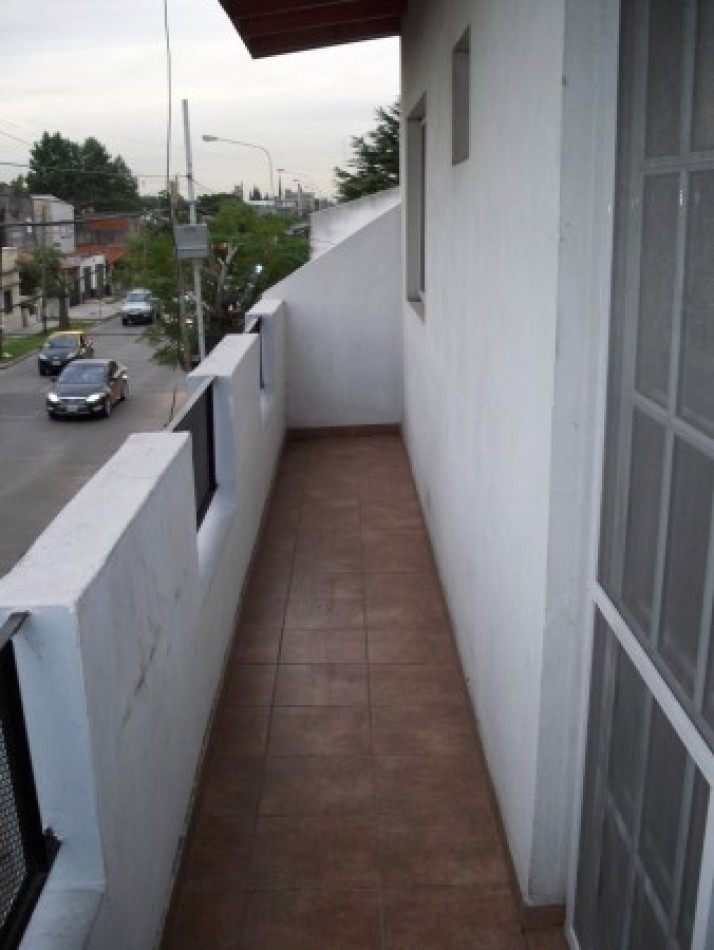 DEPARTAMENTO DE 3 AMBIENTES EN DOCK SUD